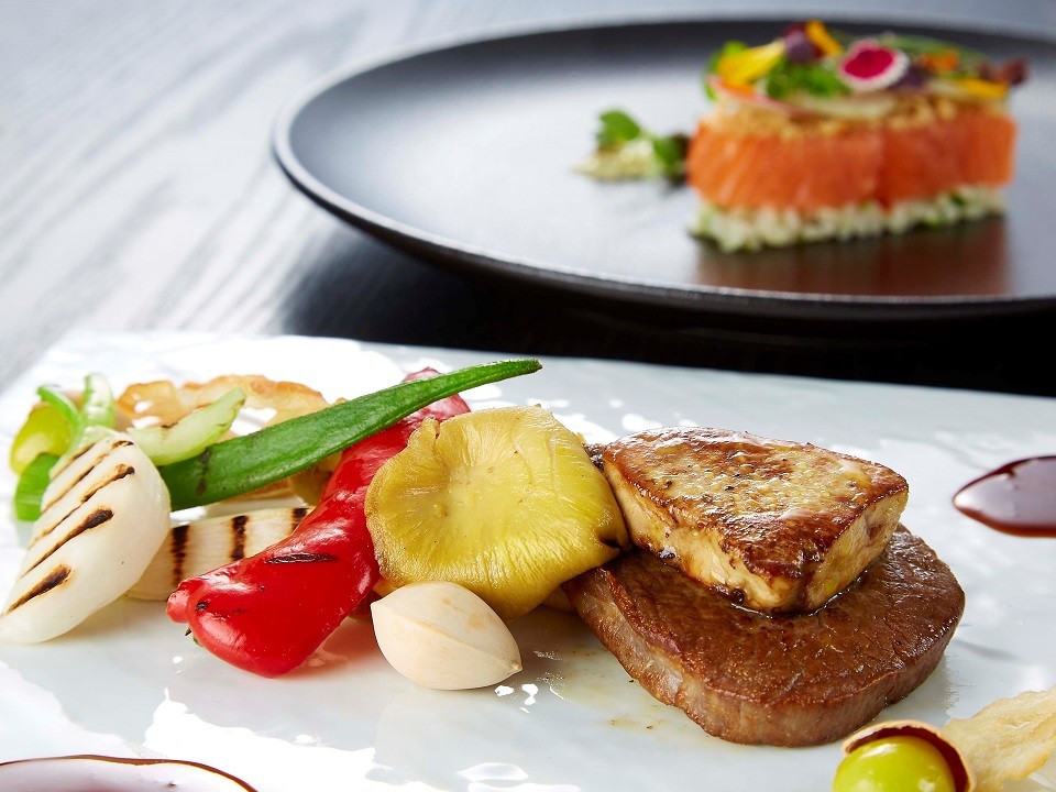 公式 ディネｂ 豊かな感性で創造された美食のフルコース ホテルモントレ グラスミア大阪 難波 なんば駅近くのホテル