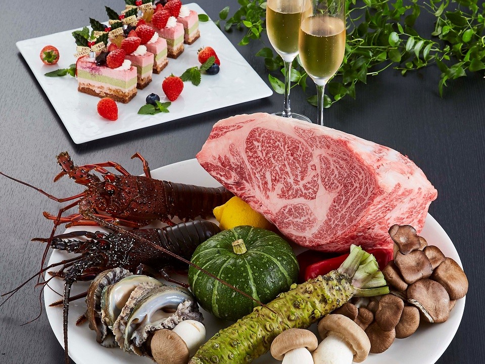 【12月20日(水)～25日(月)　クリスマス各部12席限定】～乾杯スパークリングワイン付　ご家族やご友人と優雅なランチタイムを～