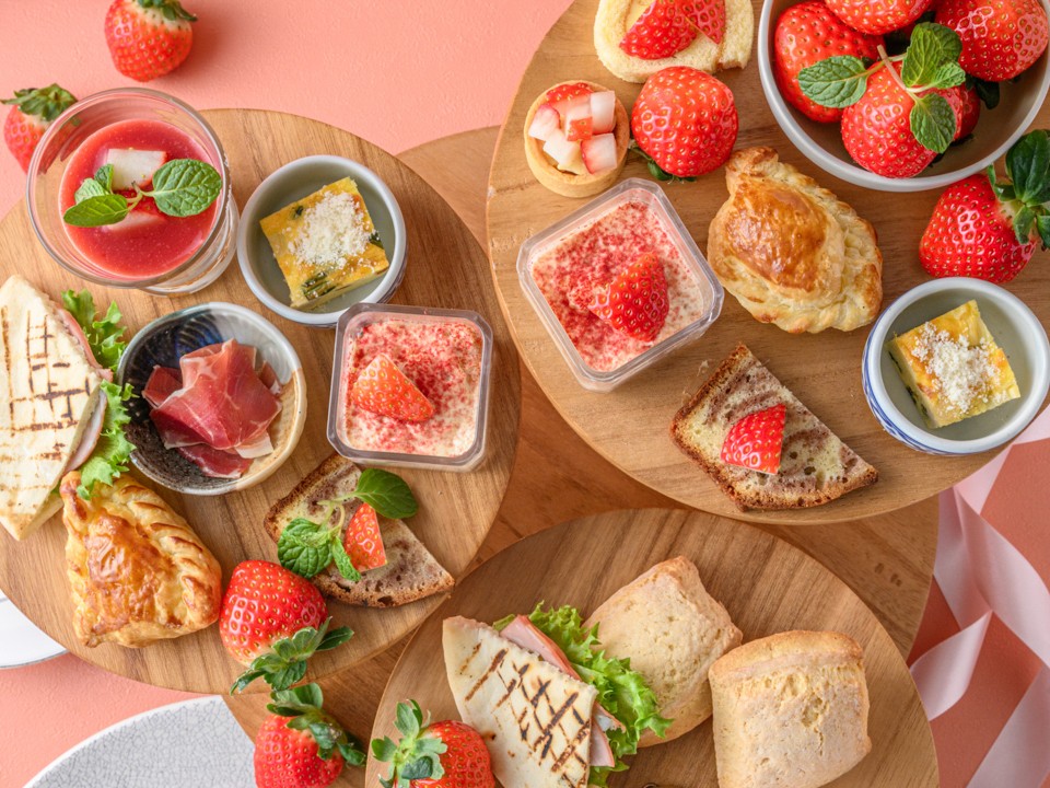 2025苺のアフタヌーンティー