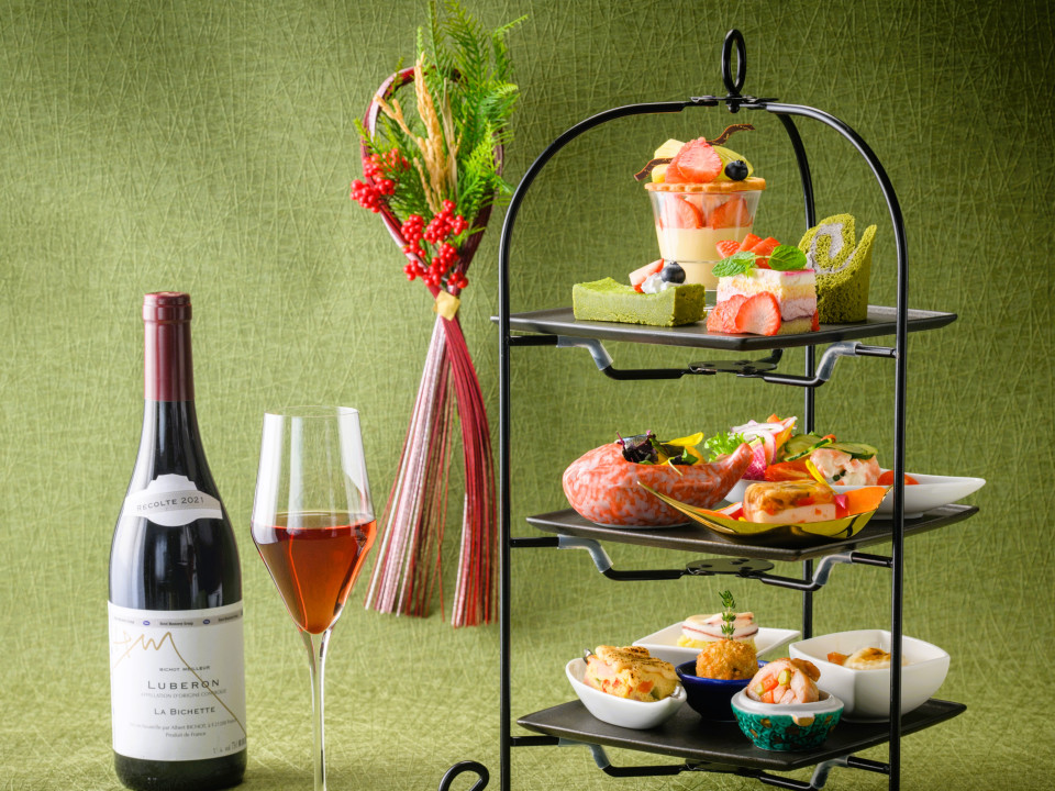 ニューイヤーナイトティー