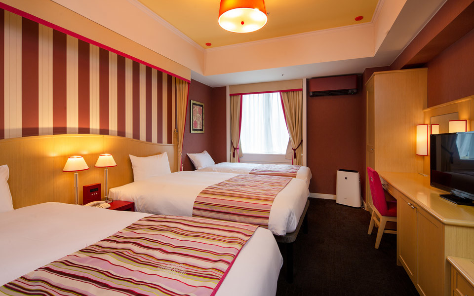 公式 トリプル ホテルモントレ京都 烏丸駅近くのホテル 京都市