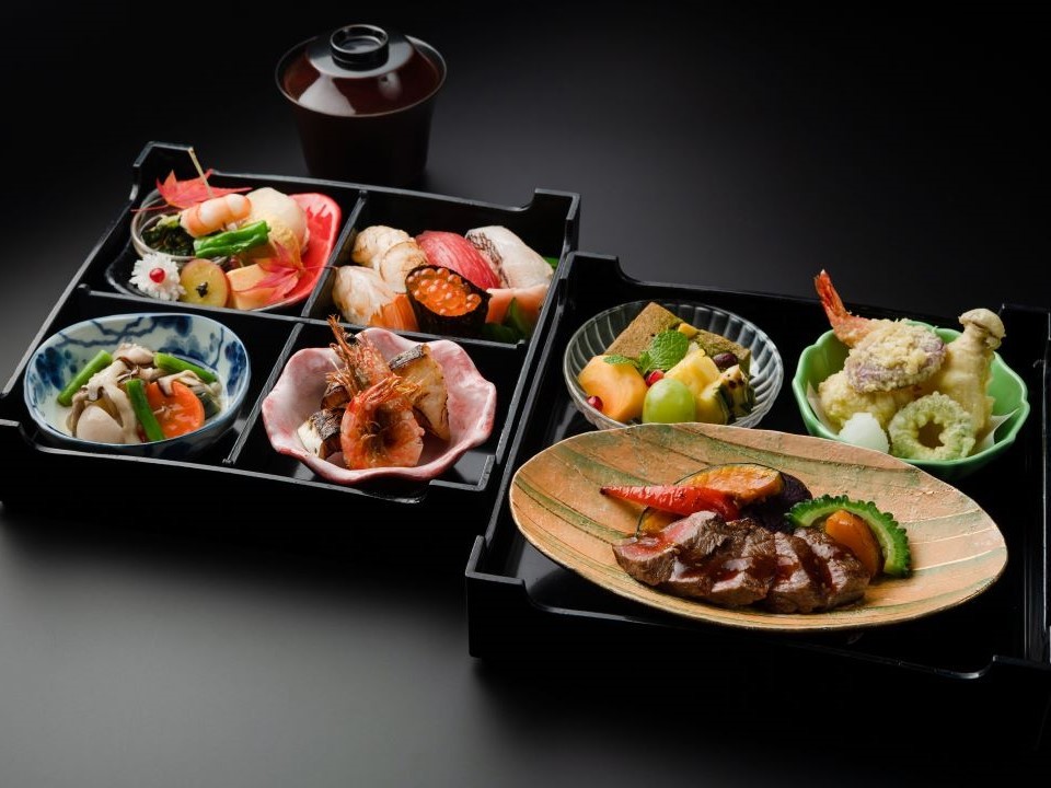 公式 客室限定 お泊りのお部屋で楽しむ おこもりディナー 1日限定8食 寿司ステーキ弁当 ホテルモントレ沖縄 スパ リゾート 恩納村 沖縄県 ホテル