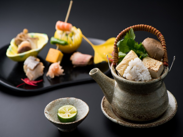 日本料理「隨縁亭」5F
