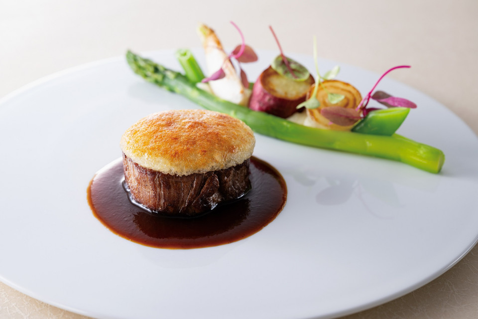 【大阪キタエリア6ホテル共同ランチ企画】春の味めぐり　ホテルｄe 春咲く"肉“グルメ～苺デザートもご一緒に～