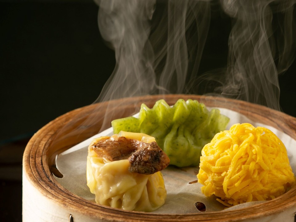 公式 11月 1日3組限定 大好評につき新メニュー登場 飲茶 一品料理 デザートが食べ放題 小学生以下のお子様にはパンダ饅 肉まん をプレゼント ホテルモントレ仙台 仙台駅近くのホテル 宮城県仙台市